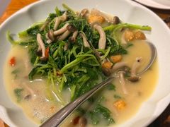 -乐忻皇朝(上海中心大厦店)
