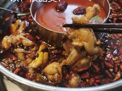 -蛙两只美蛙鱼头火锅(恒茂店)