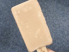 -红宝石·鲜奶小方·海派西点房(南丹店)