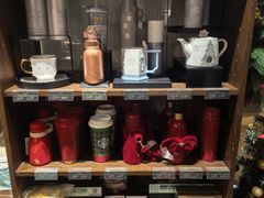 -星巴克臻选(上海合生汇1F店)