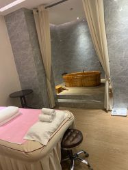 -苑苑vbeauty科技美容SPA