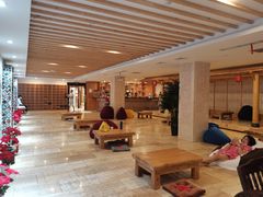 -碧中海汤泉汗蒸酒店