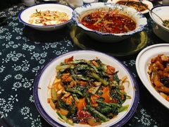 -旺角小渔村·海肠捞饭开创者(环山路店)