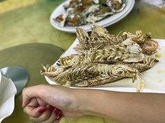 椒盐濑尿虾-明记海鲜美食老字号(明记总店)