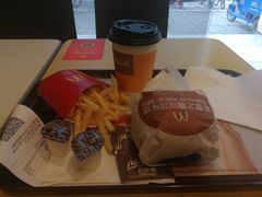 -麦当劳(华融店)