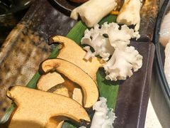 -老牌坊云南鱼豆花火锅(哈西万达店)
