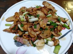 -阿鹏故事云南野生菌火锅(人民路店)