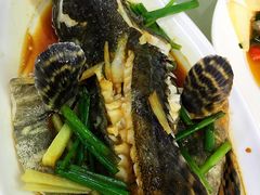 -小辣妹川味海鲜加工店(第一市场椰风巷店)