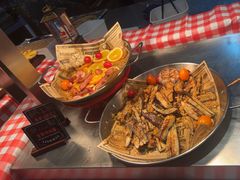 -四海一家自助餐(益田假日广场店)