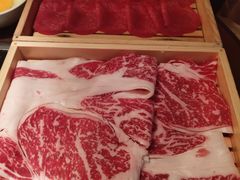 日本黑牛肉-鍋ぞう(新宿西口店)