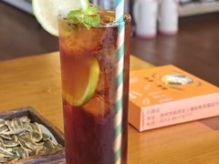 -顽啤熊·酒客酒馆(苏城夜景必选店)