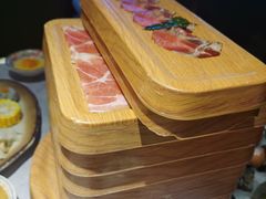 -一绪に寿喜烧自助(世茂广场店)