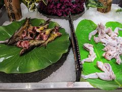 -金马门国际美食百汇(珞喻路店)