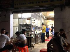 门面-阿阳牛腩腌面店