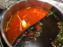 -何鲜菇火锅(大营盘店)