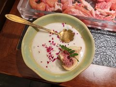 -菌自由丨野生菌火锅特色庭院餐厅(丽江古城店)