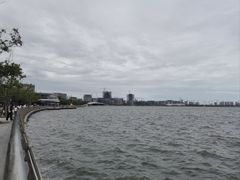 -滴水湖