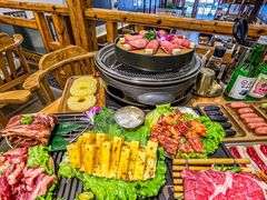 -青瓦餐厅·生鱼片·韩园烤肉(西塔店)