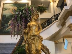 -金东尼人妖秀