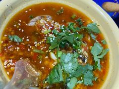 -马路边边串串香(苗栗路店)