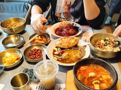 -草家酱蟹炭火烤肉店(珲春南路一店)