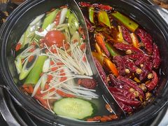 -灌县老妈砂锅串串香(万科红生活广场店)