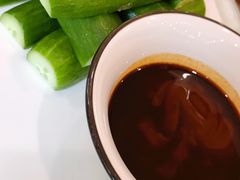 沾酱小黄瓜-巴依老爷新疆美食(清华东门店)