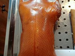 -湖庭壹品鸭王·传统北京烤鸭·别墅私房菜·庭院宵夜(江宁店)