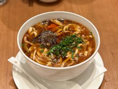 酸辣汤-鼎泰丰(德基广场店)