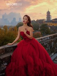 -雪中彩影婚纱摄影·微光艺术中心