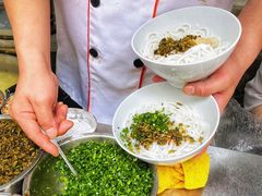 -辣辣小吃豆花米线(大观篆新农贸市场店)