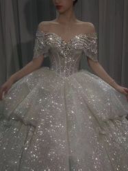 -衣贝姿婚纱礼服馆