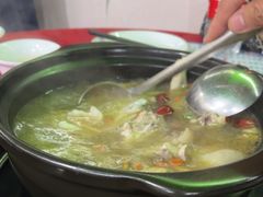 -花苑美食横琴生蚝火锅(拱北粤华路店)