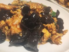-皇城根·鲁菜济南菜·吊炉烤鸭·炒鸡鱼头(济南旗舰店)