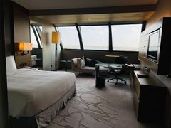 -上海滴水湖皇冠假日酒店