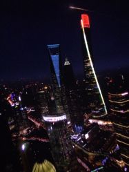 点击看大图 -翱翔飞越地平线