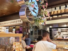 -昆明冠生园·鲜花饼·面包蛋糕(老街店)