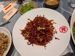 -肥肥虾庄·金牌油焖大虾(杨园滨江时代walk店)