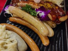 -申德勒加油站餐厅(三里屯北小街店)