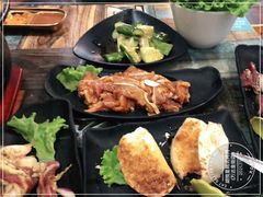 -胡悦里韩式烤肉(芝罘万达广场店)