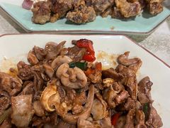 -标记美食新鲜猪杂(兴南大道店)