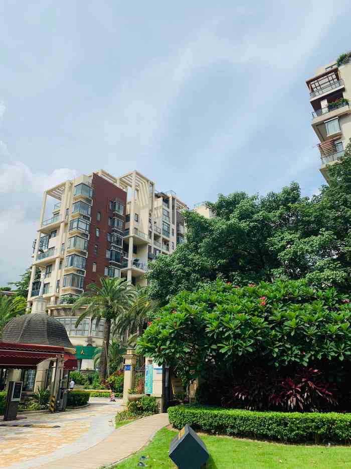 圣莫丽斯花园-"交通:在白石龙音乐公园旁边,距离白石龙地.