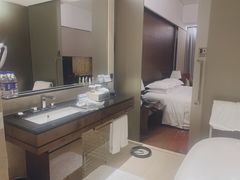 -广州天河希尔顿酒店