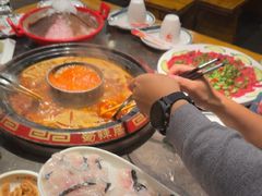 -蜀辣居鲜货老火锅(双流万达店)