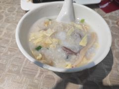 艇仔粥-荔银肠粉(广州天河华利路店)