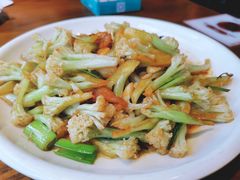 -老长沙湘菜馆(凤凰路店)