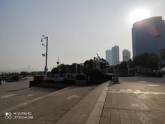 -秋水广场