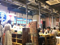 大堂-么肆烤肉·中式自助·烤肉大排档(街道口季佳PAI店)