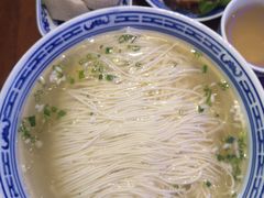 枫镇白汤面底-同得兴 Since·1995 传统苏式面馆(十全街店)