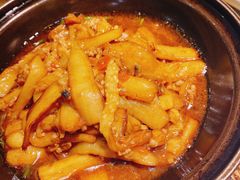 咸鱼茄子煲-客味谣(天安云谷店)